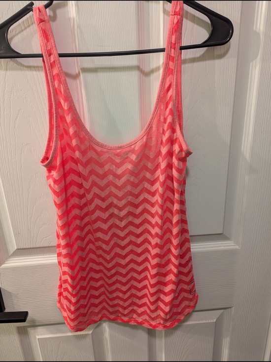 PINK Victoria's Secret Tops - PINK Victoria's Secret Coral Chevron Tank Top